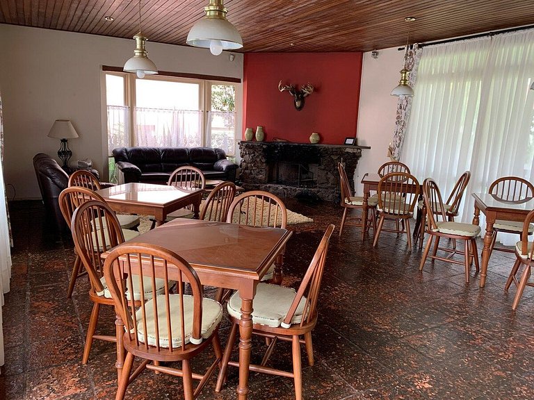 10 min to LAGO NEGRO 2 BD for 6 Guests near downtown