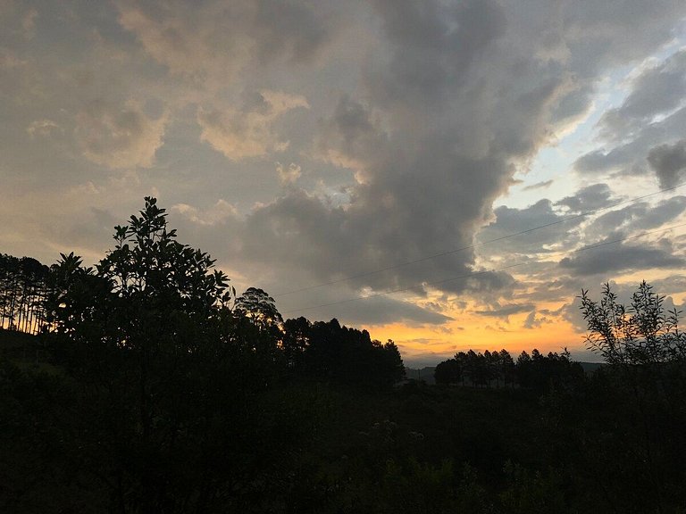 Refúgio na natureza para 04 pessoas