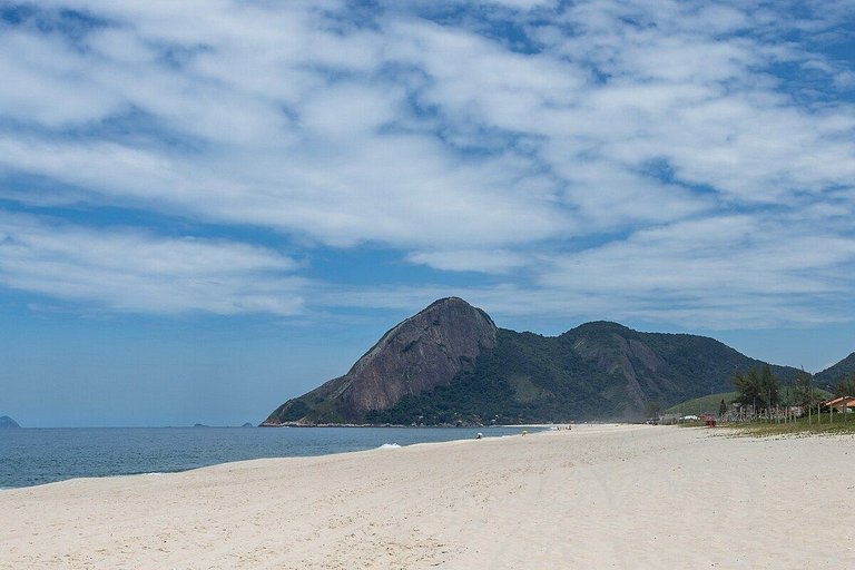 Apto Cama Queen - Wi-Fi A 5 min Praia