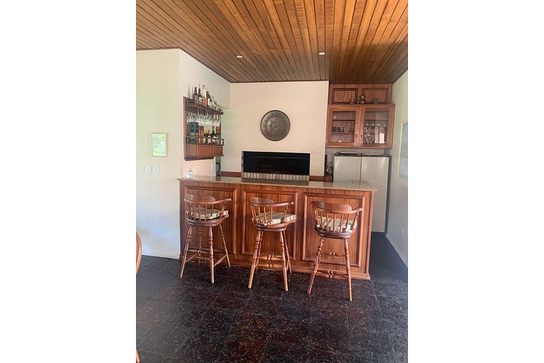 10 min to LAGO NEGRO 2 BD for 6 Guests near downtown