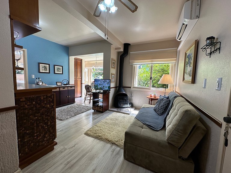 Apartamento c/LAREIRA CONDOMÍNIO, próx LAGO NEGRO