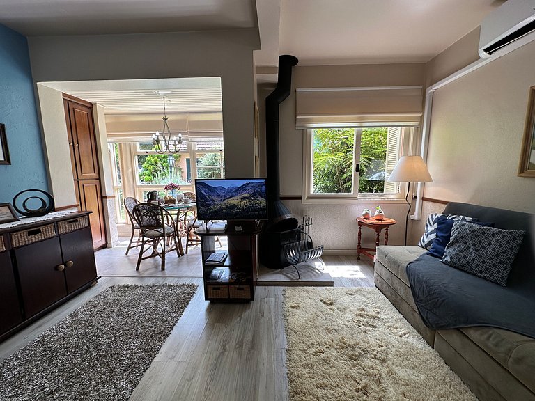 Apartamento c/LAREIRA CONDOMÍNIO, próx LAGO NEGRO
