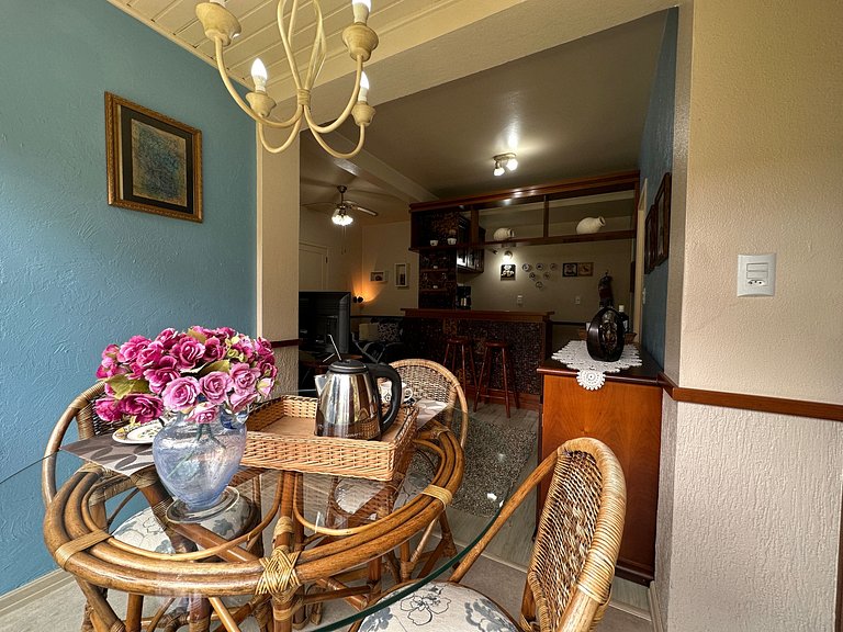 Apartamento c/LAREIRA CONDOMÍNIO, próx LAGO NEGRO