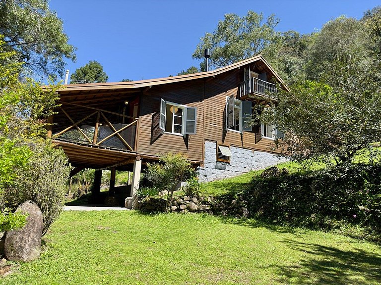 Cabana Sítio 2Qtos| p Família|Lareira|8 min Centro