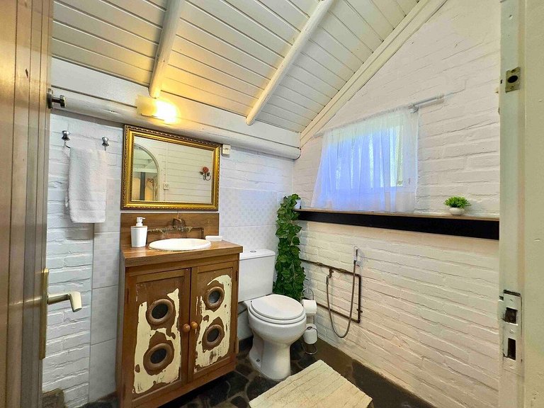 Cabana Sítio 2Qtos| p Família|Lareira|8 min Centro