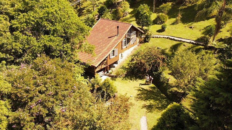 Cabana Sítio 2Qtos| p Família|Lareira|8 min Centro